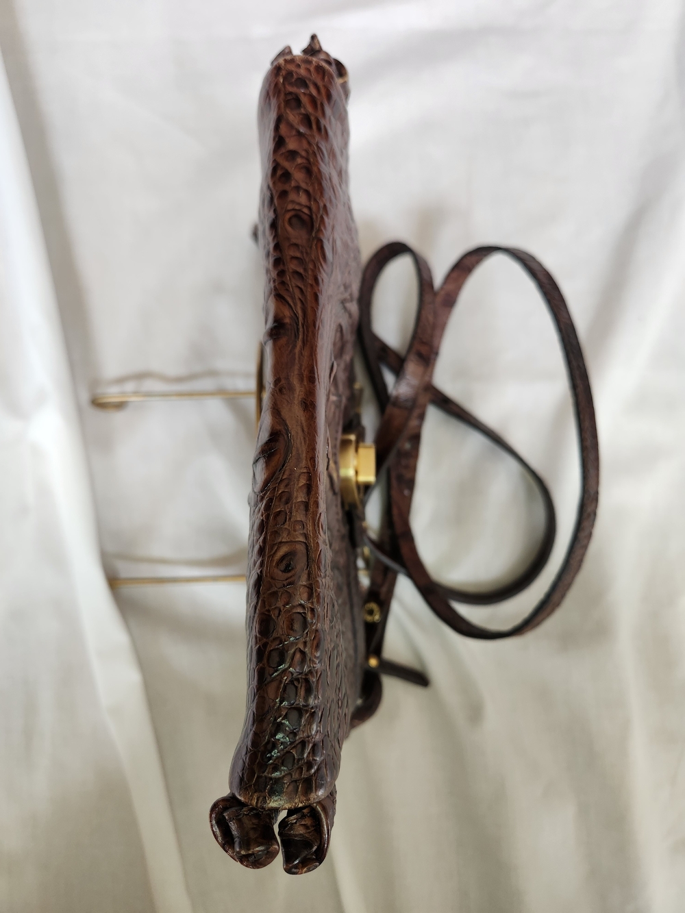 Brahmin "Mojito" Pecan Brown Croc-Embossed Leather Crossbody with Gold Hardware - Picture 8 of 10